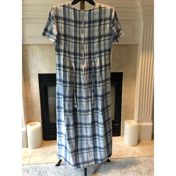 Positive Attitude Women’s Blue and White Plaid Short Sleeve Dress Size 12 - Picture 2 of 8